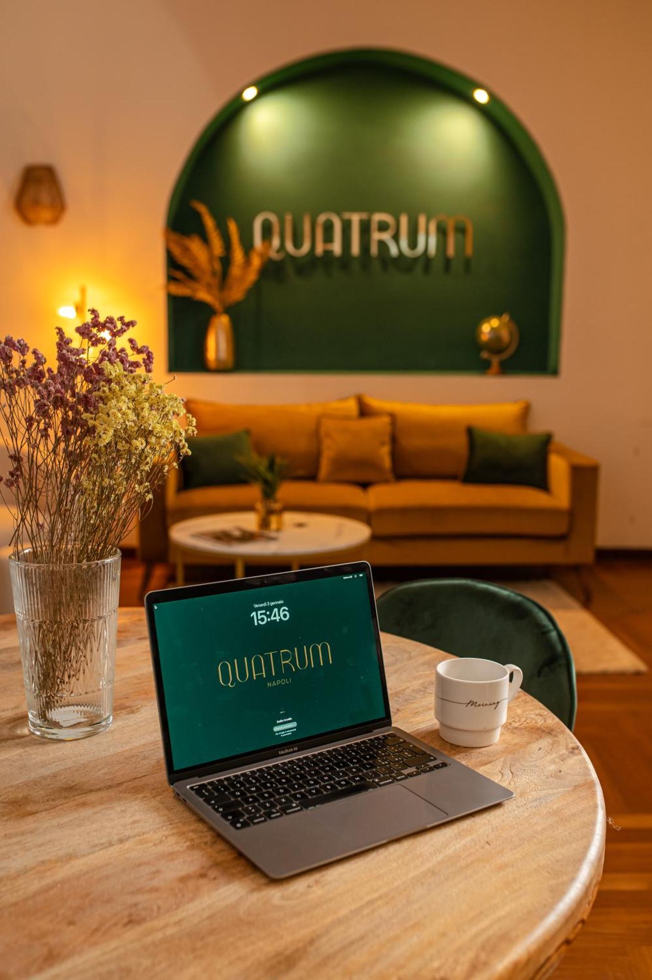 Quatrum Apartment Neapel Exteriör bild