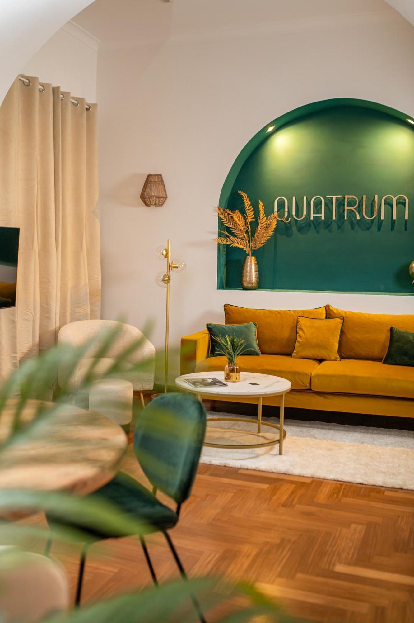 Quatrum Apartment Neapel Exteriör bild